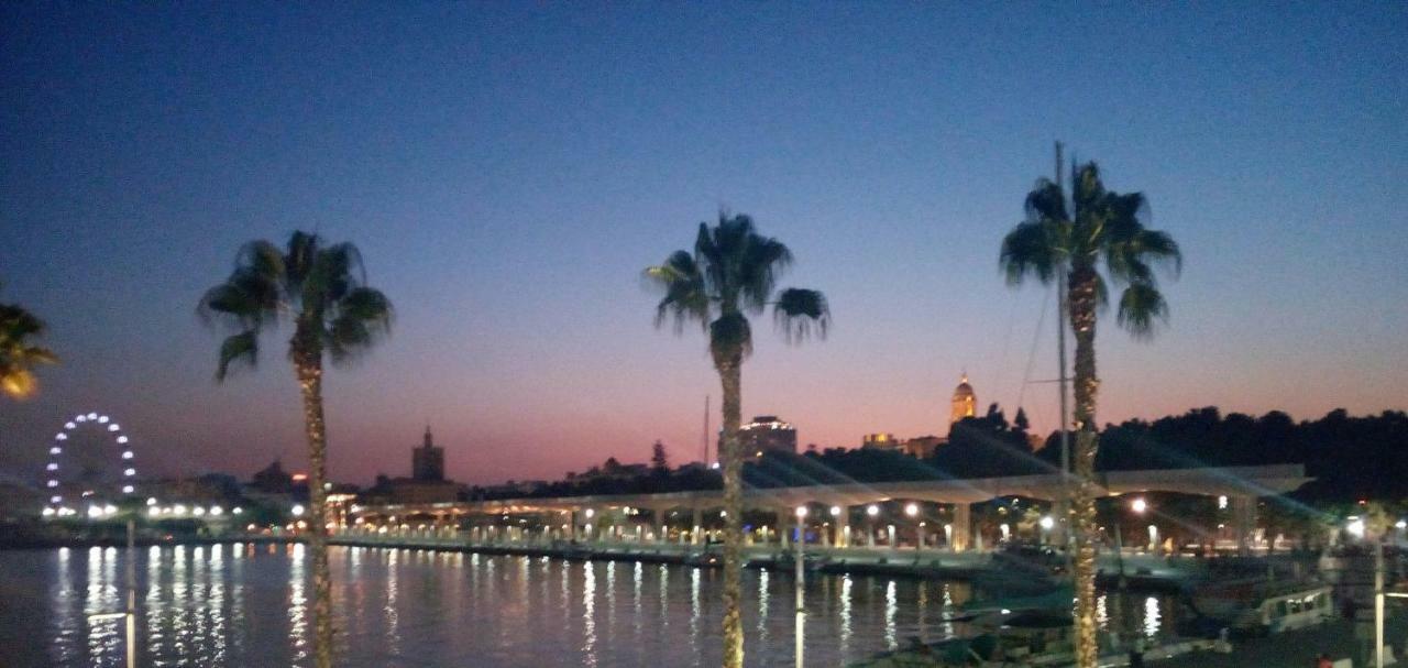 Malagueta Playa Azul Mediterraneo Málaga Exteriör bild